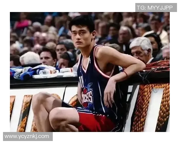 羞涩少年姚明的成长之路与篮球梦想的追逐历程